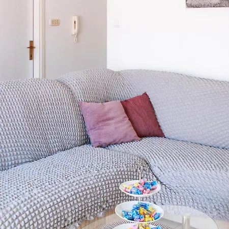 Dino Apartamento